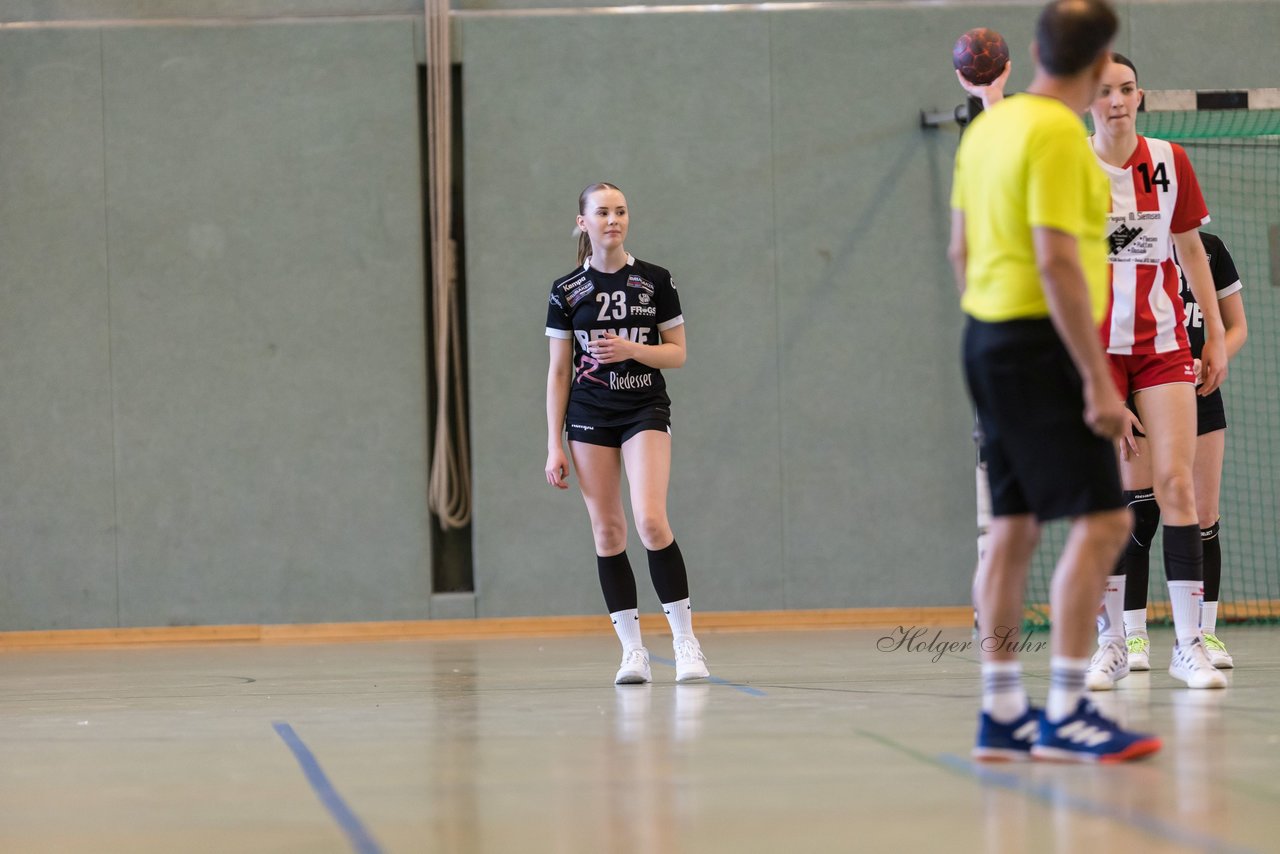 Bild 161 - wBJ SV Henstedt Ulzburg - Bramstedter TS : Ergebnis: 27:15